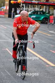 Jock Clear (GBR) Ferrari Senior Performance Engineer. 12.09.2024. Formula 1 World Championship, Rd 17, Azerbaijan Grand Prix, Baku Street Circuit, Azerbaijan, Preparation Day.