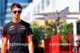 Oliver Bearman (GBR) Haas F1 Team. 12.09.2024. Formula 1 World Championship, Rd 17, Azerbaijan Grand Prix, Baku Street Circuit, Azerbaijan, Preparation Day.