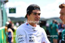 (L to R): Lance Stroll (CDN) Aston Martin F1 Team with Andrew Vizard (GBR) Aston Martin F1 Team Race Enginner on the grid. 28.07.2024. Formula 1 World Championship, Rd 14, Belgian Grand Prix, Spa Francorchamps, Belgium, Race Day.