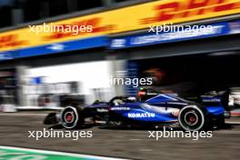 Logan Sargeant (USA) Williams Racing FW46 makes a pit stop. 28.07.2024. Formula 1 World Championship, Rd 14, Belgian Grand Prix, Spa Francorchamps, Belgium, Race Day.