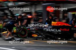 Max Verstappen (NLD) Red Bull Racing RB20 in the pits. 27.07.2024. Formula 1 World Championship, Rd 14, Belgian Grand Prix, Spa Francorchamps, Belgium, Qualifying Day.