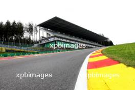 Circuit atmosphere - Eau Rouge kerb detail. 25.07.2024. Formula 1 World Championship, Rd 14, Belgian Grand Prix, Spa Francorchamps, Belgium, Preparation Day.