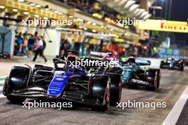Alexander Albon (THA) Williams Racing FW46 leaves the pits. 01.03.2024. Formula 1 World Championship, Rd 1, Bahrain Grand Prix, Sakhir, Bahrain, Qualifying Day.