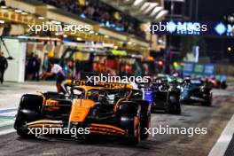 Oscar Piastri (AUS) McLaren MCL38 leaves the pits. 01.03.2024. Formula 1 World Championship, Rd 1, Bahrain Grand Prix, Sakhir, Bahrain, Qualifying Day.