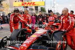 Charles Leclerc (MON) Ferrari SF-24 on the grid. 02.03.2024. Formula 1 World Championship, Rd 1, Bahrain Grand Prix, Sakhir, Bahrain, Race Day.