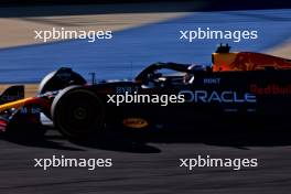 Max Verstappen (NLD) Red Bull Racing RB20. 29.02.2024. Formula 1 World Championship, Rd 1, Bahrain Grand Prix, Sakhir, Bahrain, Practice Day