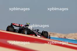 Nico Hulkenberg (GER) Haas VF-24. 29.02.2024. Formula 1 World Championship, Rd 1, Bahrain Grand Prix, Sakhir, Bahrain, Practice Day