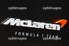 McLaren logo. 29.02.2024. Formula 1 World Championship, Rd 1, Bahrain Grand Prix, Sakhir, Bahrain, Practice Day