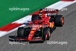 Carlos Sainz Jr (ESP) Ferrari SF-24. 29.02.2024. Formula 1 World Championship, Rd 1, Bahrain Grand Prix, Sakhir, Bahrain, Practice Day