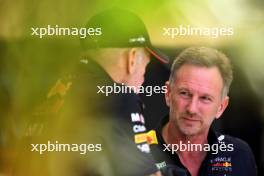 (L to R): Adrian Newey (GBR) Red Bull Racing Chief Technical Officer with Christian Horner (GBR) Red Bull Racing Team Principal. 29.02.2024. Formula 1 World Championship, Rd 1, Bahrain Grand Prix, Sakhir, Bahrain, Practice Day