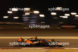 Oscar Piastri (AUS) McLaren MCL38. 29.02.2024. Formula 1 World Championship, Rd 1, Bahrain Grand Prix, Sakhir, Bahrain, Practice Day