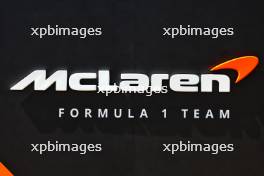 McLaren logo. 29.02.2024. Formula 1 World Championship, Rd 1, Bahrain Grand Prix, Sakhir, Bahrain, Practice Day