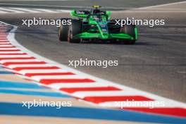 Zhou Guanyu (CHN) Sauber C44. 29.02.2024. Formula 1 World Championship, Rd 1, Bahrain Grand Prix, Sakhir, Bahrain, Practice Day