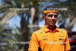 Lando Norris (GBR) McLaren. 29.02.2024. Formula 1 World Championship, Rd 1, Bahrain Grand Prix, Sakhir, Bahrain, Practice Day