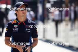 Sergio Perez (MEX) Red Bull Racing. 29.02.2024. Formula 1 World Championship, Rd 1, Bahrain Grand Prix, Sakhir, Bahrain, Practice Day