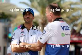 (L to R): Daniel Ricciardo (AUS) RB with Alan Permane (GBR) RB Sporting Director. 28.02.2024. Formula 1 World Championship, Rd 1, Bahrain Grand Prix, Sakhir, Bahrain, Preparation Day.