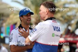 (L to R): Daniel Ricciardo (AUS) RB with Alan Permane (GBR) RB Sporting Director. 28.02.2024. Formula 1 World Championship, Rd 1, Bahrain Grand Prix, Sakhir, Bahrain, Preparation Day.