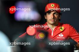 Carlos Sainz Jr (ESP) Ferrari in the FIA Press Conference. 28.02.2024. Formula 1 World Championship, Rd 1, Bahrain Grand Prix, Sakhir, Bahrain, Preparation Day.