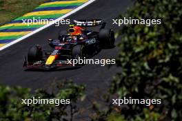 Sergio Perez (MEX) Red Bull Racing RB20. 01.11.2024. Formula 1 World Championship, Rd 21, Brazilian Grand Prix, Sao Paulo, Brazil, Sprint Qualifying Day.