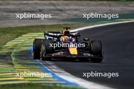 Max Verstappen (NLD) Red Bull Racing RB20. 01.11.2024. Formula 1 World Championship, Rd 21, Brazilian Grand Prix, Sao Paulo, Brazil, Sprint Qualifying Day.