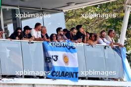 Circuit atmosphere - flag for Franco Colapinto (ARG) Williams Racing. 01.11.2024. Formula 1 World Championship, Rd 21, Brazilian Grand Prix, Sao Paulo, Brazil, Sprint Qualifying Day.