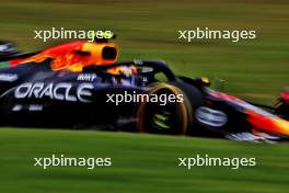 Sergio Perez (MEX) Red Bull Racing RB20. 01.11.2024. Formula 1 World Championship, Rd 21, Brazilian Grand Prix, Sao Paulo, Brazil, Sprint Qualifying Day.