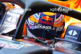 Sergio Perez (MEX) Red Bull Racing RB20. 01.11.2024. Formula 1 World Championship, Rd 21, Brazilian Grand Prix, Sao Paulo, Brazil, Sprint Qualifying Day.