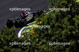 Oliver Bearman (GBR) Haas VF-24 Reserve Driver. 01.11.2024. Formula 1 World Championship, Rd 21, Brazilian Grand Prix, Sao Paulo, Brazil, Sprint Qualifying Day.