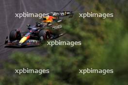 Max Verstappen (NLD) Red Bull Racing RB20. 01.11.2024. Formula 1 World Championship, Rd 21, Brazilian Grand Prix, Sao Paulo, Brazil, Sprint Qualifying Day.