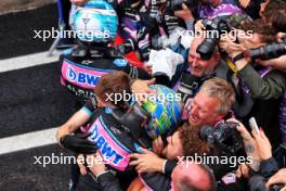 Esteban Ocon (FRA) Alpine F1 Team celebrates his second position with the team in parc ferme. 03.11.2024. Formula 1 World Championship, Rd 21, Brazilian Grand Prix, Sao Paulo, Brazil, Race Day.