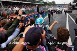 Esteban Ocon (FRA) Alpine F1 Team and Pierre Gasly (FRA) Alpine F1 Team celebrate a 2-3 finish in parc ferme. 03.11.2024. Formula 1 World Championship, Rd 21, Brazilian Grand Prix, Sao Paulo, Brazil, Race Day.