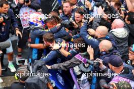 Race winner Max Verstappen (NLD) Red Bull Racing celebrates with the team in parc ferme. 03.11.2024. Formula 1 World Championship, Rd 21, Brazilian Grand Prix, Sao Paulo, Brazil, Race Day.