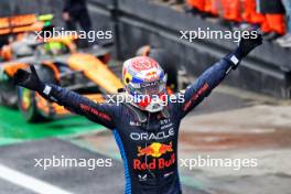 Race winner Max Verstappen (NLD) Red Bull Racing celebrates in parc ferme. 03.11.2024. Formula 1 World Championship, Rd 21, Brazilian Grand Prix, Sao Paulo, Brazil, Race Day.