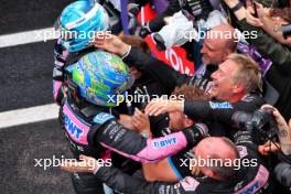 Esteban Ocon (FRA) Alpine F1 Team celebrates his second position with the team in parc ferme. 03.11.2024. Formula 1 World Championship, Rd 21, Brazilian Grand Prix, Sao Paulo, Brazil, Race Day.