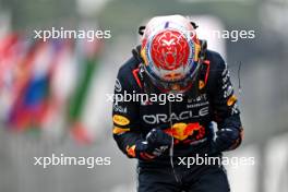 Race winner Max Verstappen (NLD) Red Bull Racing celebrates in parc ferme. 03.11.2024. Formula 1 World Championship, Rd 21, Brazilian Grand Prix, Sao Paulo, Brazil, Race Day.