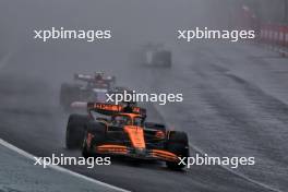 Oscar Piastri (AUS) McLaren MCL38. 03.11.2024. Formula 1 World Championship, Rd 21, Brazilian Grand Prix, Sao Paulo, Brazil, Race Day.