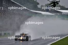 Max Verstappen (NLD) Red Bull Racing RB20. 03.11.2024. Formula 1 World Championship, Rd 21, Brazilian Grand Prix, Sao Paulo, Brazil, Race Day.