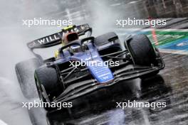 Franco Colapinto (ARG) Williams Racing FW46 makes a pit stop. 03.11.2024. Formula 1 World Championship, Rd 21, Brazilian Grand Prix, Sao Paulo, Brazil, Race Day.