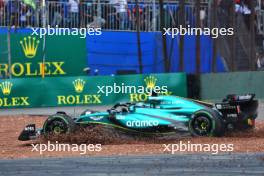 Lance Stroll (CDN) Aston Martin F1 Team AMR24 crashed on the formation lap. 03.11.2024. Formula 1 World Championship, Rd 21, Brazilian Grand Prix, Sao Paulo, Brazil, Race Day.