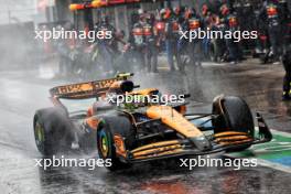 Lando Norris (GBR) McLaren MCL38 makes a pit stop. 03.11.2024. Formula 1 World Championship, Rd 21, Brazilian Grand Prix, Sao Paulo, Brazil, Race Day.