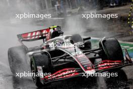 Nico Hulkenberg (GER) Haas VF-24. 03.11.2024. Formula 1 World Championship, Rd 21, Brazilian Grand Prix, Sao Paulo, Brazil, Race Day.