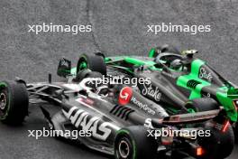 Oliver Bearman (GBR) Haas VF-24 Reserve Driver and Zhou Guanyu (CHN) Sauber C44 battle for position. 03.11.2024. Formula 1 World Championship, Rd 21, Brazilian Grand Prix, Sao Paulo, Brazil, Race Day.