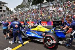 Franco Colapinto (ARG) Williams Racing FW46 on the grid. 02.11.2024. Formula 1 World Championship, Rd 21, Brazilian Grand Prix, Sao Paulo, Brazil, Sprint and Qualifying Day.