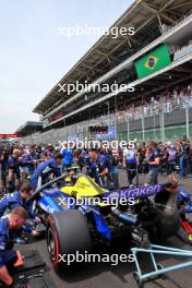 Franco Colapinto (ARG) Williams Racing FW46 on the grid. 02.11.2024. Formula 1 World Championship, Rd 21, Brazilian Grand Prix, Sao Paulo, Brazil, Sprint and Qualifying Day.