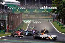 Max Verstappen (NLD) Red Bull Racing RB20 at the start of Sprint. 02.11.2024. Formula 1 World Championship, Rd 21, Brazilian Grand Prix, Sao Paulo, Brazil, Sprint and Qualifying Day.