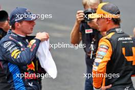 (L to R): Max Verstappen (NLD) Red Bull Racing with Lando Norris (GBR) McLaren in Sprint parc ferme. 02.11.2024. Formula 1 World Championship, Rd 21, Brazilian Grand Prix, Sao Paulo, Brazil, Sprint and Qualifying Day.