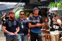 (L to R): Patrick Harding (GBR) Williams Racing Personal Trainer with Alexander Albon (THA) Williams Racing. 02.11.2024. Formula 1 World Championship, Rd 21, Brazilian Grand Prix, Sao Paulo, Brazil, Sprint and Qualifying Day.