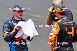 (L to R): Max Verstappen (NLD) Red Bull Racing with Lando Norris (GBR) McLaren in Sprint parc ferme. 02.11.2024. Formula 1 World Championship, Rd 21, Brazilian Grand Prix, Sao Paulo, Brazil, Sprint and Qualifying Day.