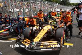 Lando Norris (GBR) McLaren MCL38 on the grid. 02.11.2024. Formula 1 World Championship, Rd 21, Brazilian Grand Prix, Sao Paulo, Brazil, Sprint and Qualifying Day.