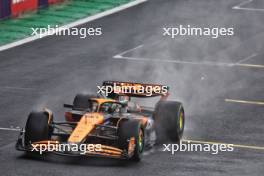 Oscar Piastri (AUS) McLaren MCL38. 03.11.2024. Formula 1 World Championship, Rd 21, Brazilian Grand Prix, Sao Paulo, Brazil, Race Day.